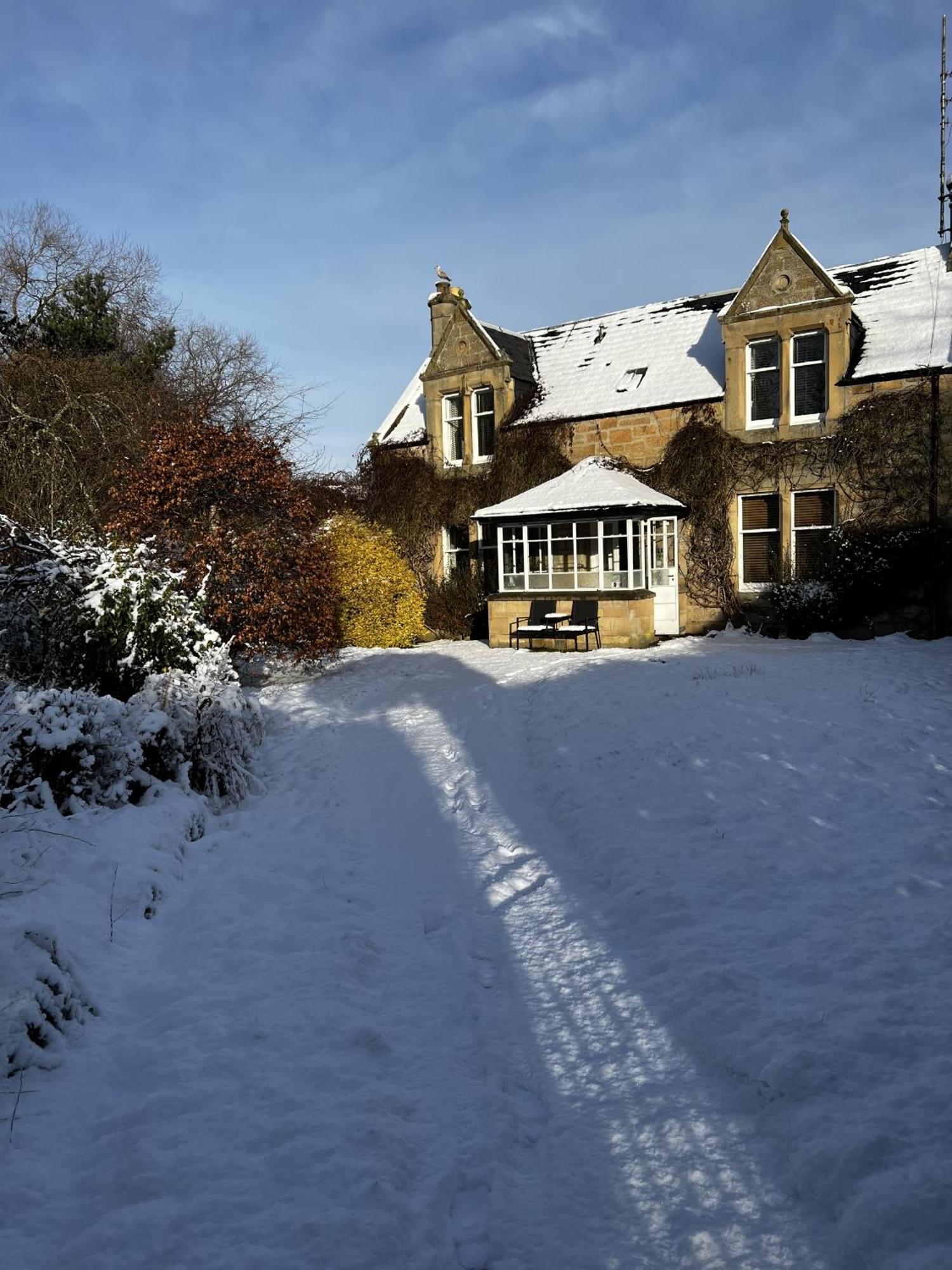 St Duthus Villa Guesthouse Tain Exterior photo